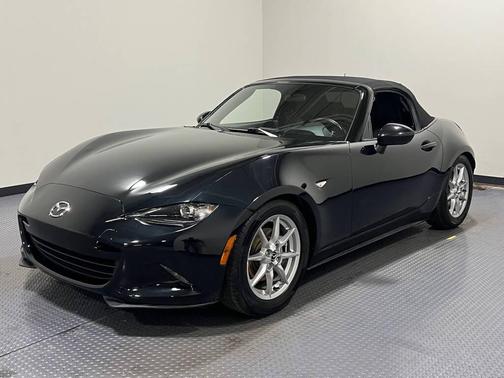 2016 Mazda MX-5 Miata Sport