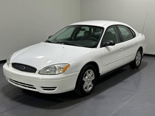 2007 Ford Taurus SE