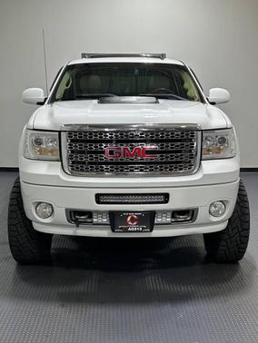 2011 GMC Sierra 2500 Denali