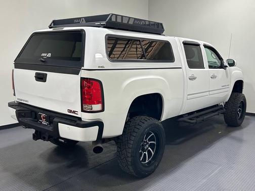 2011 GMC Sierra 2500 Denali