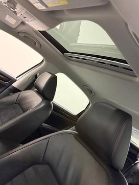 2015 Volkswagen Passat 1.8T Auto SEL Premium