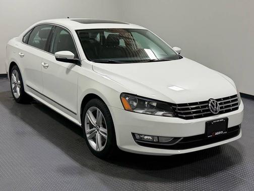 2015 Volkswagen Passat 1.8T Auto SEL Premium