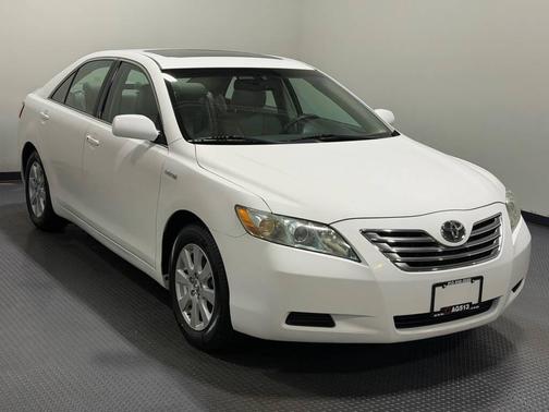 White 2009 Toyota Camry Hybrid