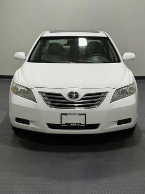 White 2009 Toyota Camry Hybrid