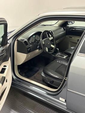 2006 Chrysler 300C SRT-8