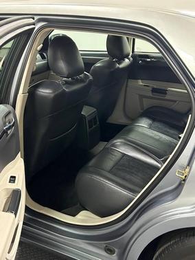 2006 Chrysler 300C SRT-8