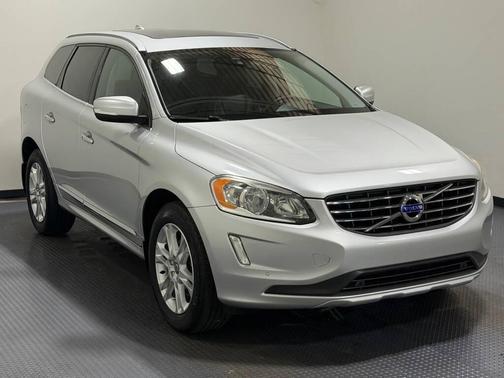 Bright Silver Metallic 2016 Volvo XC60 T5 Premier