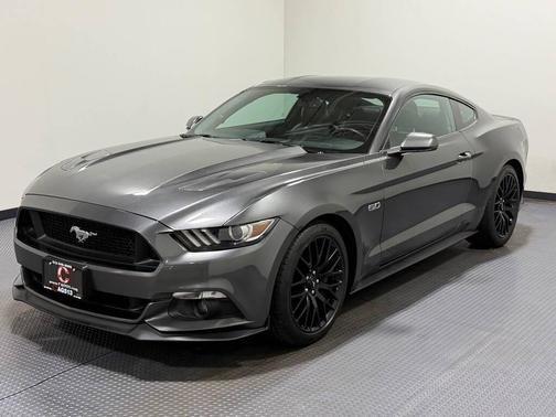 2017 Ford Mustang GT