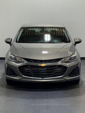 Brown 2019 Chevrolet Cruze LT