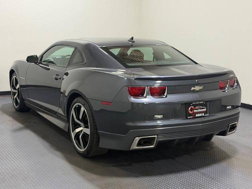 Gray 2010 Chevrolet Camaro 2SS