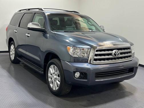 2010 Toyota Sequoia Platinum