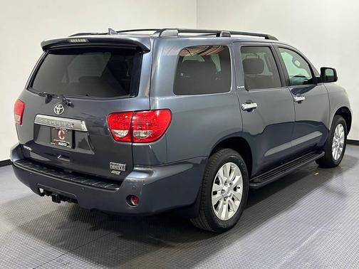 2010 Toyota Sequoia Platinum