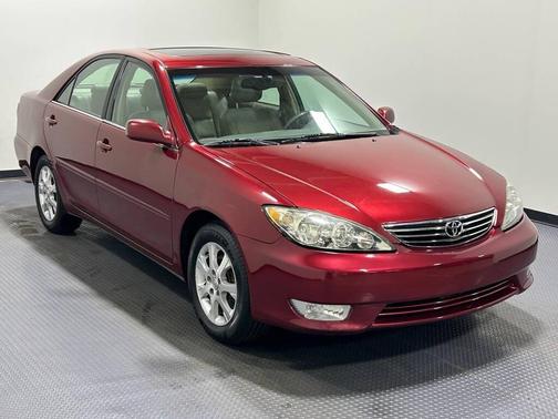 2005 Toyota Camry LE V6