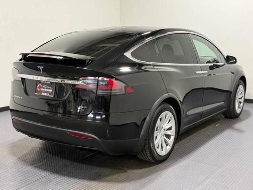 Black 2016 Tesla Model X