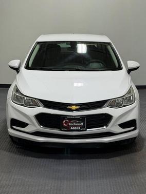 White 2017 Chevrolet Cruze LS