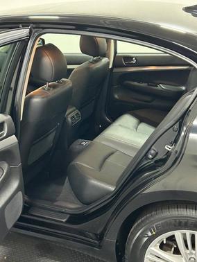 2011 INFINITI G25x Base