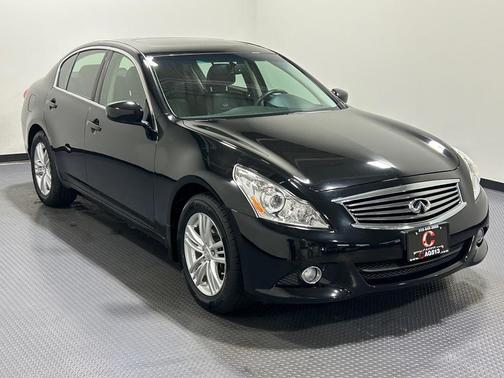 2011 INFINITI G25x Base