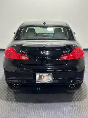 2011 INFINITI G25x Base