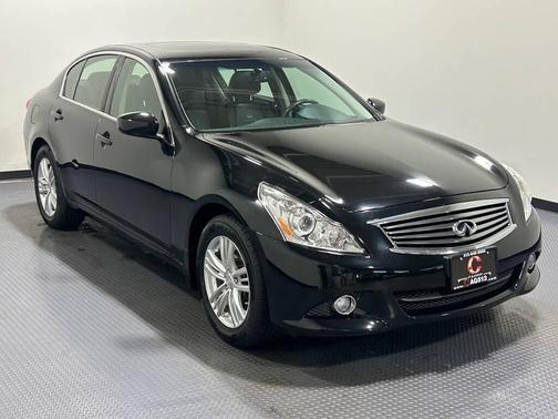 2011 INFINITI G25x Base