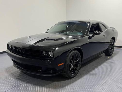 2016 Dodge Challenger SXT