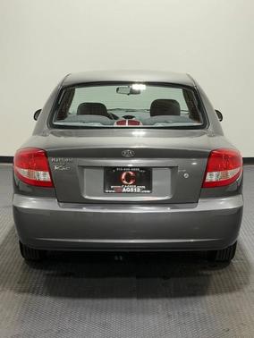 2004 Kia Rio 