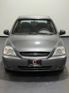 2004 Kia Rio 