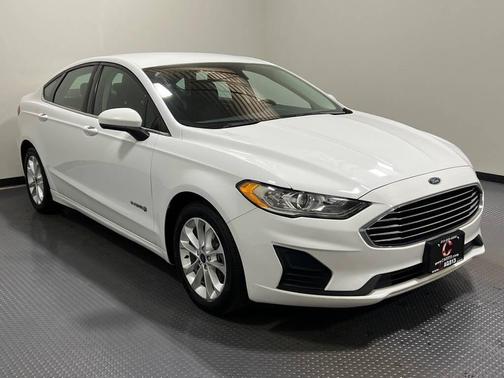 2019 Ford Fusion Hybrid SE