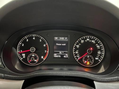 2012 Volkswagen Passat 2.5 SE