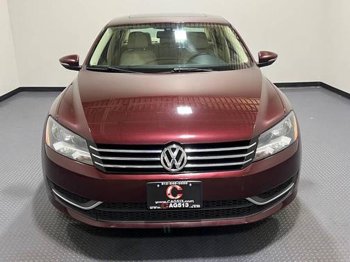 2012 Volkswagen Passat 2.5 SE