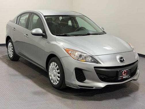 2013 Mazda Mazda3 i SV