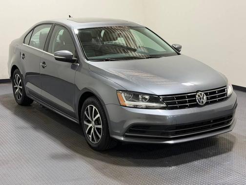 Platinum Gray Metallic 2018 Volkswagen Jetta 1.4T SE