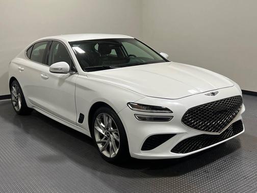 2022 Genesis G70 2.0T