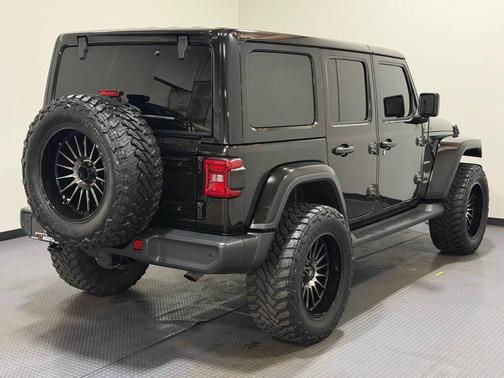 Black 2018 Jeep Wrangler Unlimited Sahara