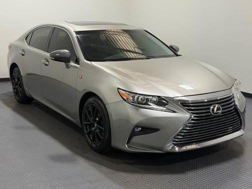 Silver 2015 Lexus ES 350 350