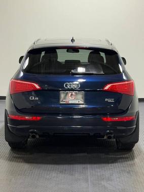 Blue 2011 Audi Q5 2.0T Premium
