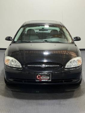 Black Clearcoat 2003 Ford Taurus SEL