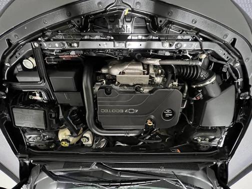 Gray 2017 Chevrolet Malibu 1LT