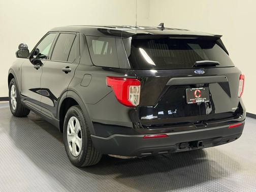 Black 2021 Ford Utility Police Interceptor Base