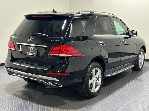 2016 Mercedes-Benz GLE-Class GLE 300d 4MATIC