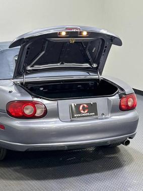 2004 Mazda MX-5 Miata Cloth