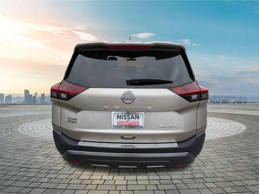 2022 Nissan Rogue SL