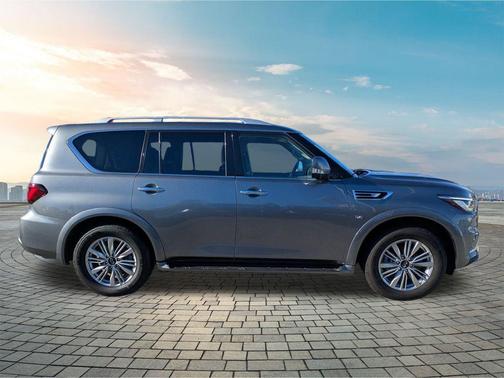 2018 INFINITI QX80 Base