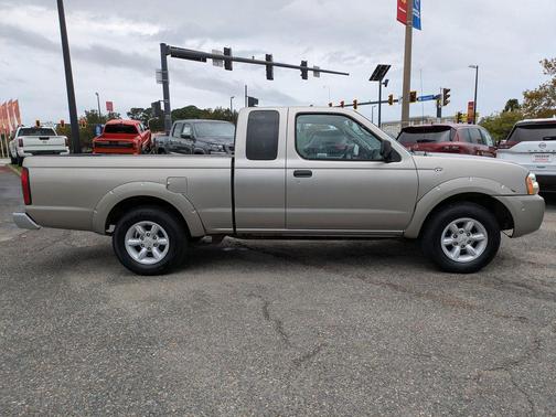 2002 Nissan Frontier XE King Cab