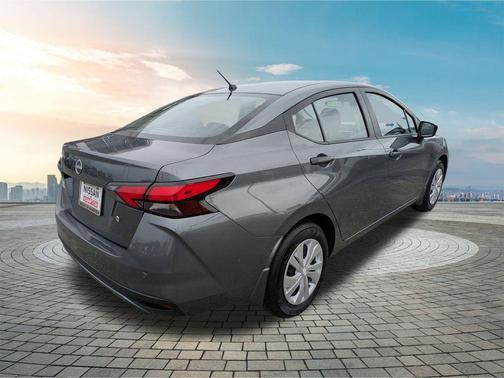 2025 Nissan Versa 1.6 S