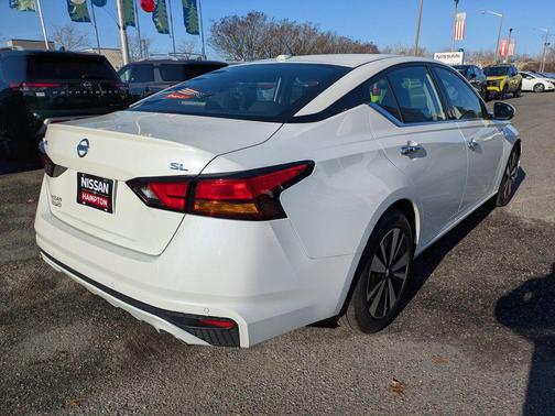 2022 Nissan Altima 2.5 SL