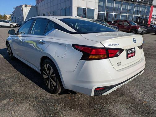 2022 Nissan Altima 2.5 SL