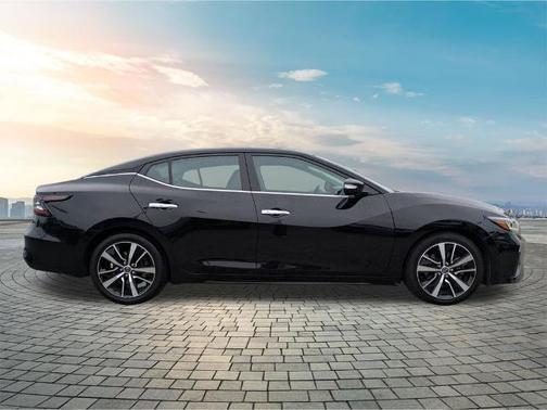 Black 2023 Nissan Maxima SV