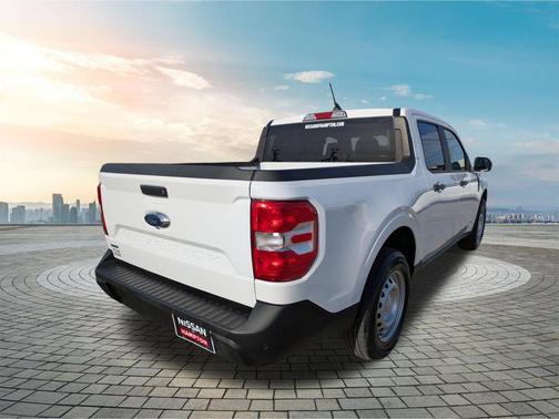 2024 Ford Maverick XL