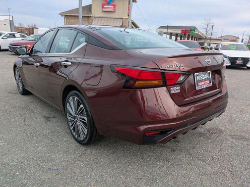 2023 Nissan Altima 2.5 SL