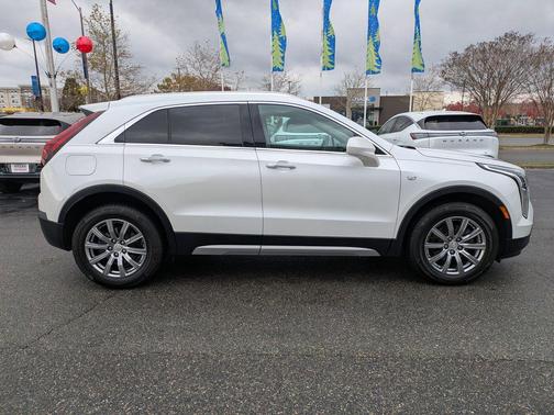 2019 Cadillac XT4 Premium Luxury